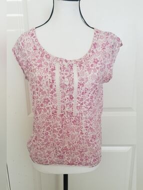 Vintage American Eagle Outfitters Pink Floral Print Blouse